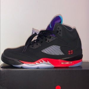 BRAND NEW air Jordan retro 5’s (GS)
